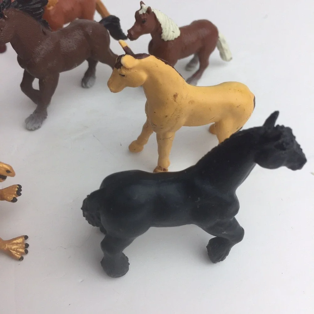 11 Horses Safari Ltd & Drako Dragon Preowned Approx 2.5